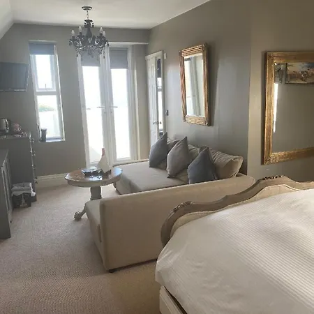 The White House 5*